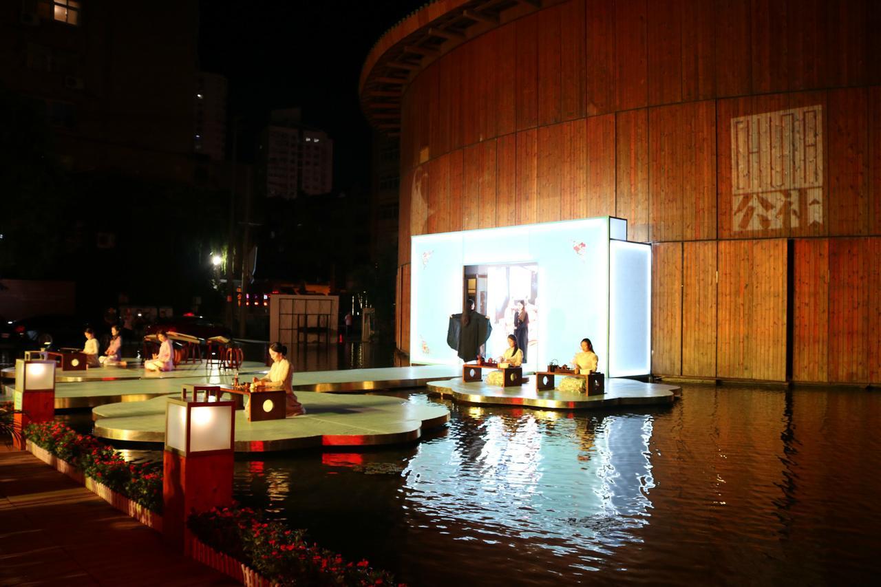 China Community Culture & Art Hotel Qingdao Exterior photo