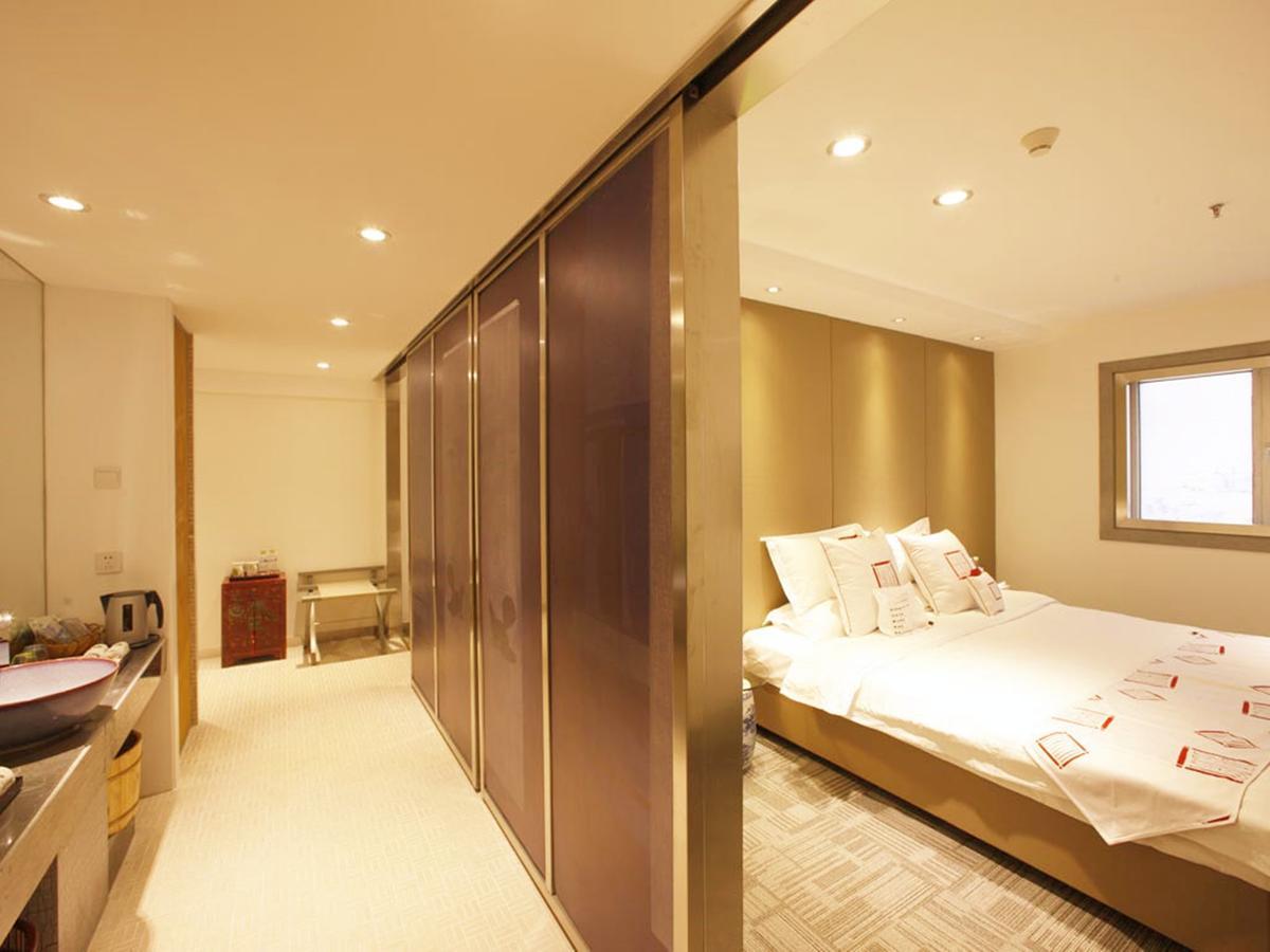 China Community Culture & Art Hotel Qingdao Exterior photo