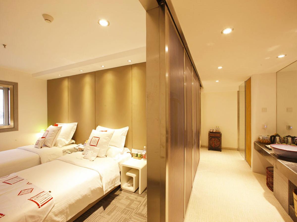 China Community Culture & Art Hotel Qingdao Exterior photo